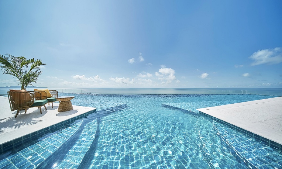 Hồ bơi vô cực tại Vinpearl Phú Quý Nha Trang